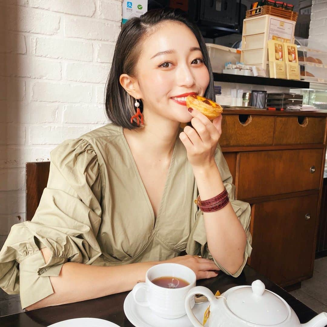 梅谷安里さんのインスタグラム写真 - (梅谷安里Instagram)「朝ごはんに、 Lord Stow's Cafeでモーニング🐣❤️ ✔️エッグタルト発祥のお店 甘すぎない感じで美味しかった🥰 ・ ・ #macao#trip#あん旅 #travelgram#澳門#🇲🇴 #マカオ#アンバサダー #楽しさがとまらないマカオ」11月15日 12時12分 - anriworld