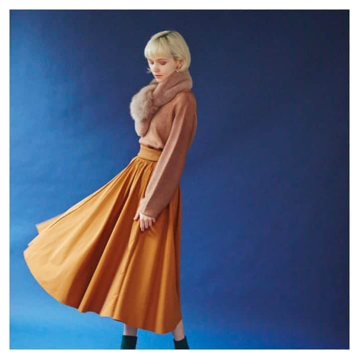 furryrate officialのインスタグラム：「【autumn collection】 . 自由なスタイリングを楽しむ 2wayスカート . . @uta_nao @yumi.nemoto.made #furryrate #furry #ファーリーレート #ファーリー  #ナイロンリブ切替2wayスカート #スカート #skirt #2way #ベアワンピース #秋 #style #ロング #フレア #ロングスカート #シンプル #simple #longskirt #autumn #autumnfashion　#autumncollection」