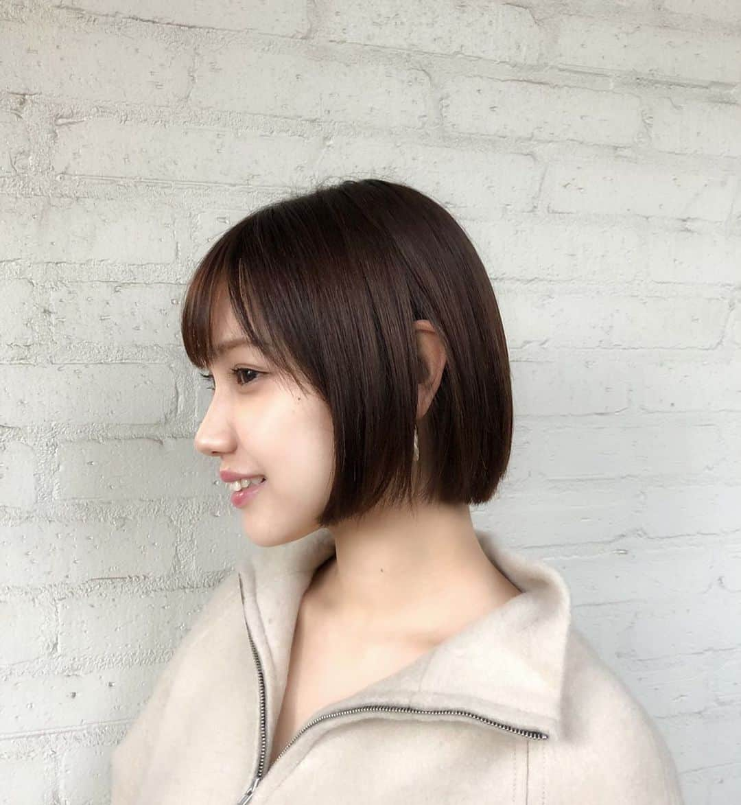 高野祐衣さんのインスタグラム写真 - (高野祐衣Instagram)「顎ラインで切りっぱなしがスキ☺︎﻿ ﻿ ﻿ ﻿ ﻿ #shortbob #shorthair ﻿ #vreea #vreea原宿」11月15日 12時49分 - yuipooon12_06