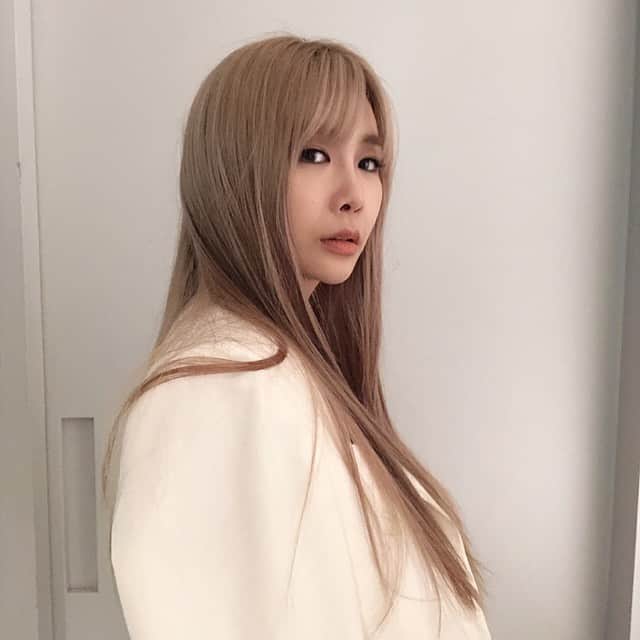 ジェアのインスタグラム：「뭐하니들 ?」