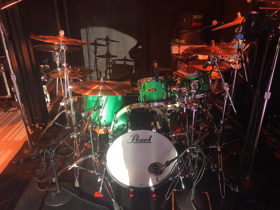 DUTTCHさんのインスタグラム写真 - (DUTTCHInstagram)「GENERATIONS LIVE TOUR 2019 ”少年クロニクル”  名古屋ドーム1日目‼️終了🤘  めっちゃ笑い声聞こえてきたわぁ〜 それだけ楽しい夜やったいうことやね。  明日も笑っていこ‼️ 感謝。  #generations  #少年クロニクル  #永井誠一郎  #瀧元堅志  #上條頌  #duttch」11月15日 22時43分 - uzmkduttch