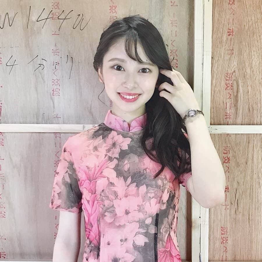 のインスタグラム：「HR EXPOのお仕事🦋 . ベトナム労働人材派遣事業のPRのブースで、ベトナムの文化にたくさん触れられた2日間❣️ . アオザイ初めて着た🙊💕 . 山根七星さんにも初めてお会いできました🥺✨素敵なMCに感動😭✨お仕事ご一緒できて幸せでした...ありがとうございます💕 . #アオザイ #hrexpo  #インテックス大阪」