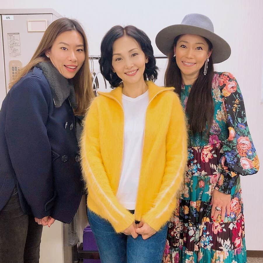 のインスタグラム：「#南果歩 さんの舞台#あの出来事 を鑑賞。余韻の残る物語。そして果歩さんの素晴らしい演技には今回も鳥肌ものでした。#クワイアにもぐっときた #みなさまもぜひ @iza_official #izastagram」
