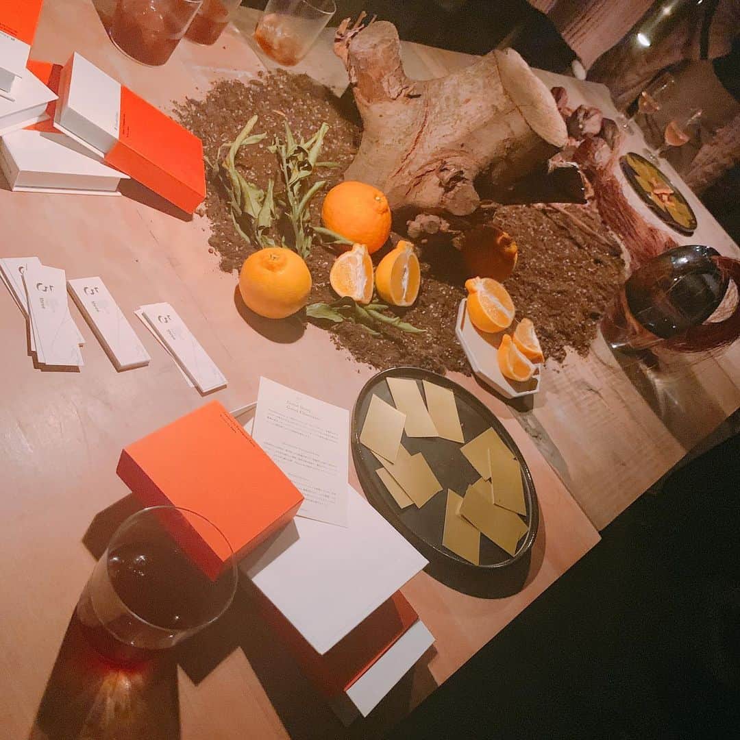 坂口莉果子さんのインスタグラム写真 - (坂口莉果子Instagram)「Thank you for inviting me🍊🍫 ・ ・ ・ ・ ・ #reception  #party  #chocolate  #orange  #newsense  #japan  #チョコレート  #オレンジ」11月15日 23時52分 - rikakosakaguchi