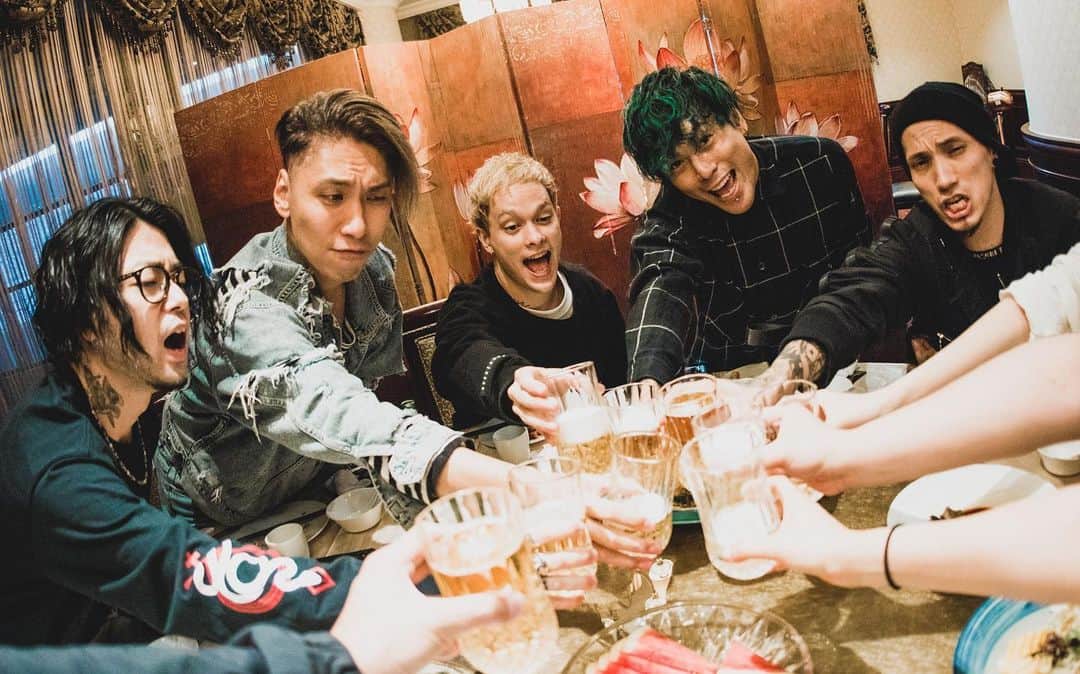 coldrainさんのインスタグラム写真 - (coldrainInstagram)「First show in Shanghai tomorrow!! photo by @yamada_mphoto」11月15日 23時46分 - coldrain_official
