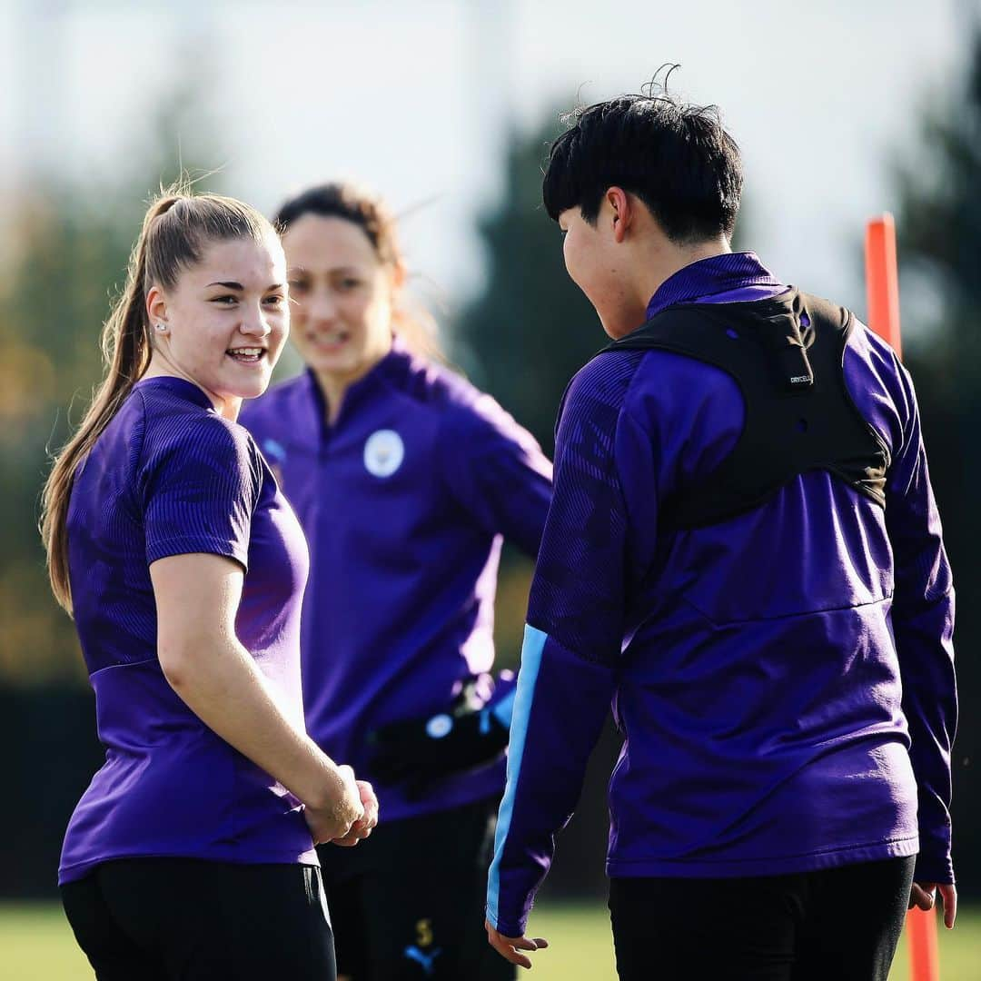 マンチェスター・シティFCさんのインスタグラム写真 - (マンチェスター・シティFCInstagram)「🔜 #WomensFootballWeekend⠀ ⠀ #ManCity」11月15日 23時51分 - mancity