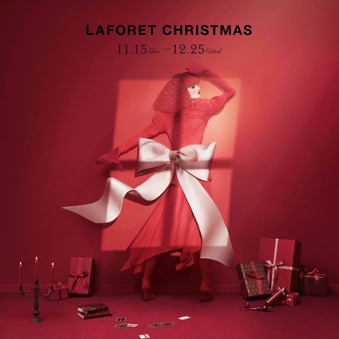 のインスタグラム：「2019.11.15-12.25  LAFORET CHRISTMAS 2019 . ラフォーレ原宿では、プレゼントにぴったりなアクセサリーや雑貨、コフレなどのギフトアイテムのほか、“ピンク”をテーマにしたクリスマスメニューを展開。 アートディレクター・吉田ユニがデザインを手掛けたオリジナル缶ミラーやオリジナルハンカチなどのノベルティもご用意し、皆様のご来館をお待ちしております。 . 詳細はこちら📱 https://www.laforet.ne.jp/special/xmas . #laforet #harajuku#laforetharajuku #ラフォーレ#原宿 #ラフォーレ原宿 #クリスマス #christmas #xmas #ホリデー #holiday」