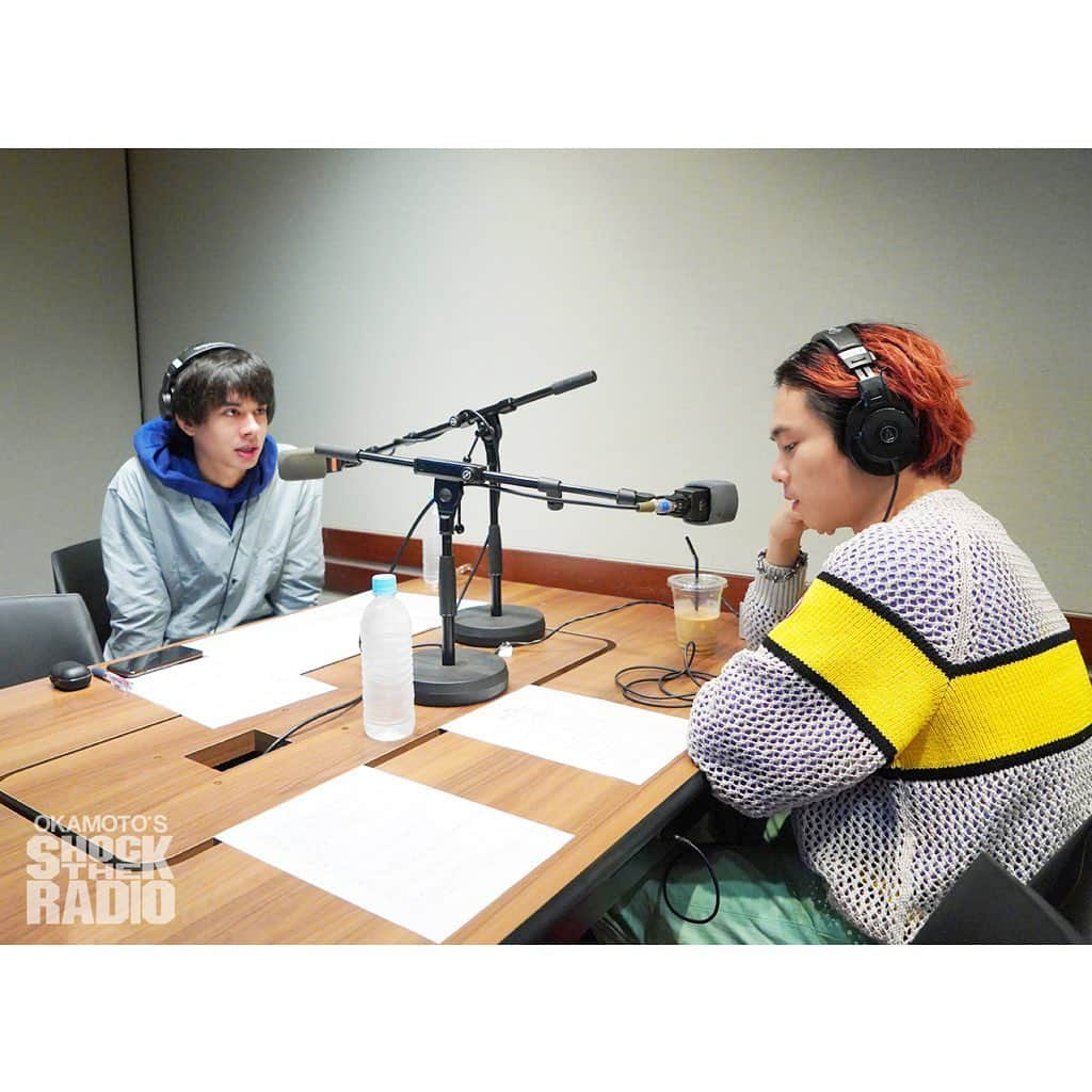 OKAMOTO’Sさんのインスタグラム写真 - (OKAMOTO’SInstagram)「【SHOCK THE RADIO 11/15】﻿ 未来に残したい新定番、フューチャースタンダードを提案していくカルチャープログラムOKAMOTO’S SHOCK THE RADIO！﻿ 今回は超久しぶりのメンバー回。ショウとレイジがゆっくり近況とリスナーの皆様からいただいたメッセージに答えます。 お聞き逃しのないように。﻿ ﻿ #OKAMOTOS #オカモトショウ #オカモトレイジ  #g_shock #radio #shocktheradio #未来に残したい逸品 #フューチャースタンダード #tokyofm」11月15日 15時54分 - okamotos_official