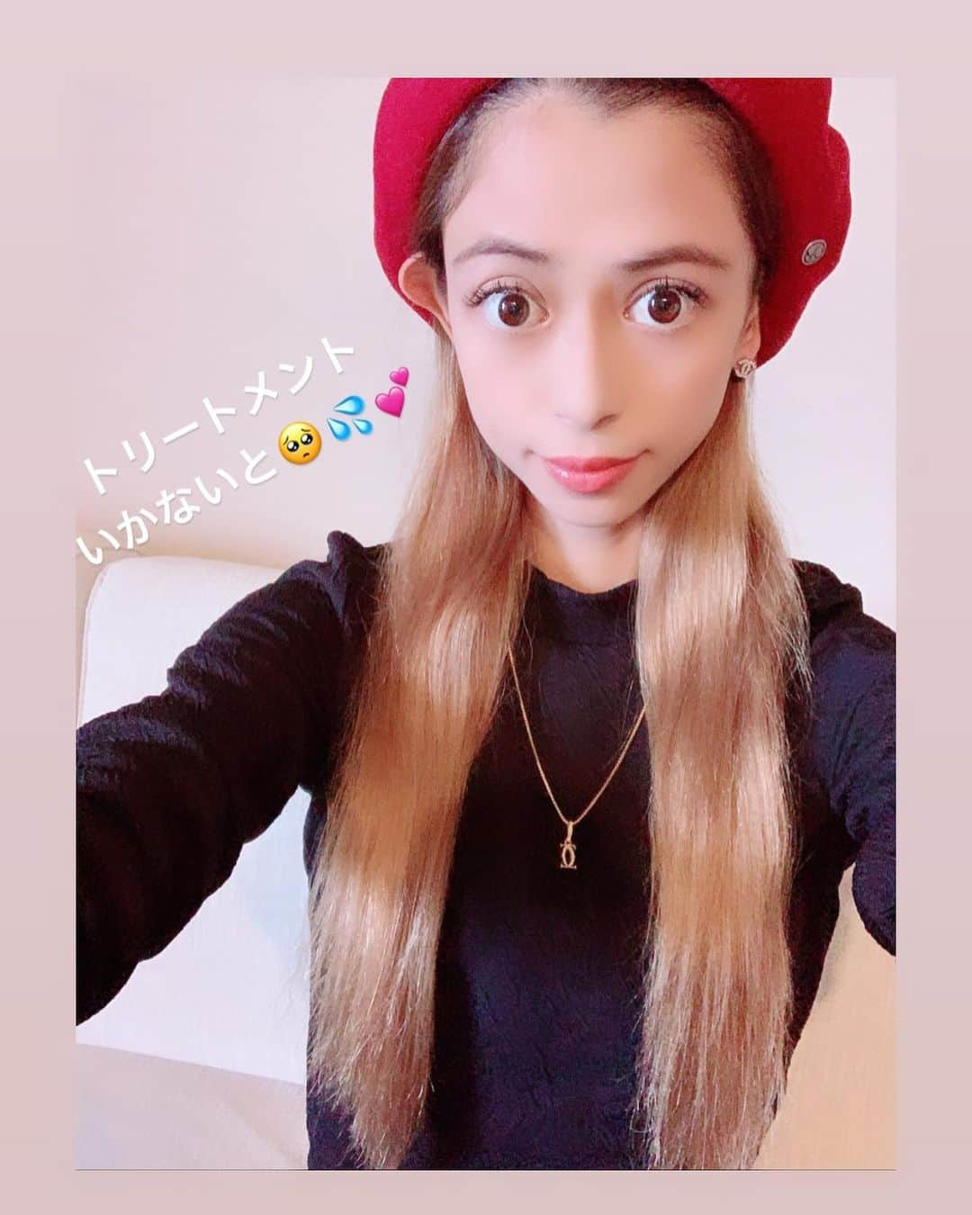 間宮梨花さんのインスタグラム写真 - (間宮梨花Instagram)「@cecilmcbee_official のスカートおにゅ〜🥰💞💞 @loveless__official のベレー帽ゎ去年かってもらってからずっとヘビロテ🥰💕 この日ゎ夫婦で大好きな焼肉屋さん、 @kanteki.s  @kanteki029  かんてき　にいったよ💗いつもゎ三軒茶屋だけどこの日ゎ、渋谷👶💪💓💓 もう何頼んでも絶対おいしいよ🥺🥺🍺レバーゎ必ずたのむべし💪💪💪 #セシルマクビー  #ラブレス #かんてき #焼肉 #焼肉大好き夫婦 #黄金レバー #渋谷 #三軒茶屋」11月15日 15時58分 - rika_aizawa0329