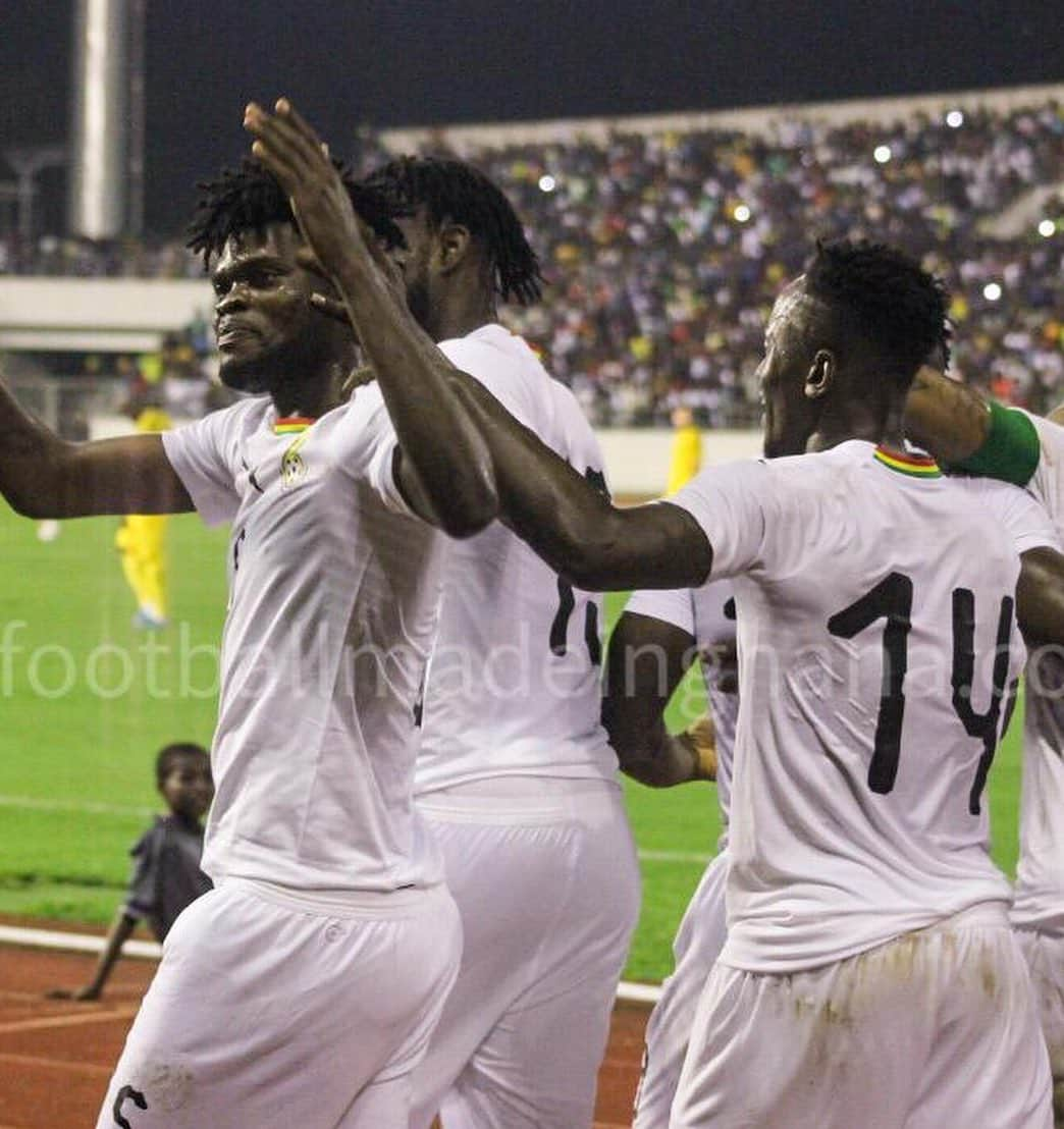 トーマス・パーテイさんのインスタグラム写真 - (トーマス・パーテイInstagram)「GHANA BLACKSTARS🇬🇭🇬🇭🇬🇭🇬🇭❤️」11月15日 16時25分 - thomaspartey5