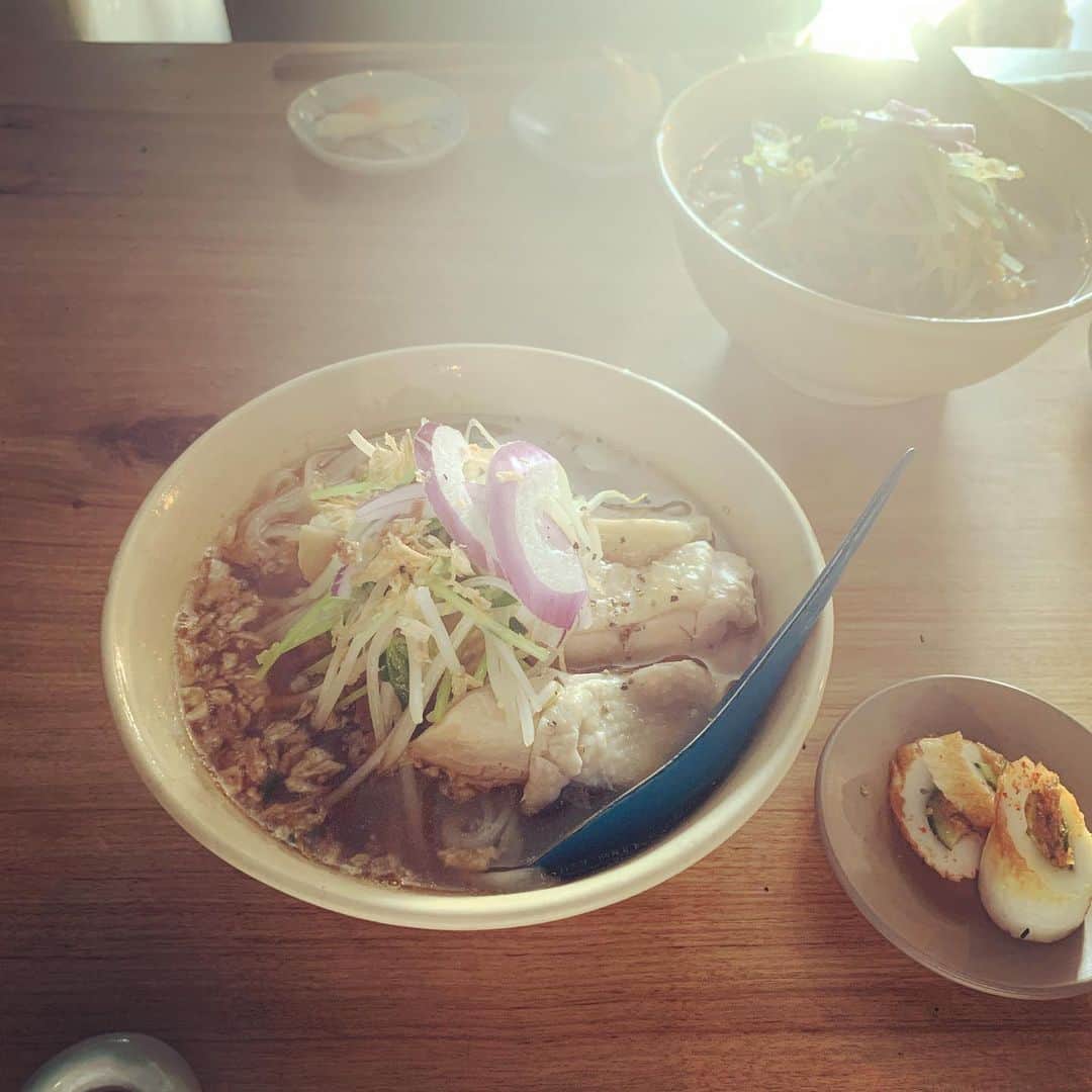 森貴美子さんのインスタグラム写真 - (森貴美子Instagram)「友人とおすすめのお店でランチ🇻🇳 フォー食べました🍴 ・ ・ ・ 🌼🌼🌼 ・ ・ ・ #フォー #ランチ #ベトナム料理 #점심 #쌀국수 #일본모델」11月15日 16時45分 - morikimi_morikimi