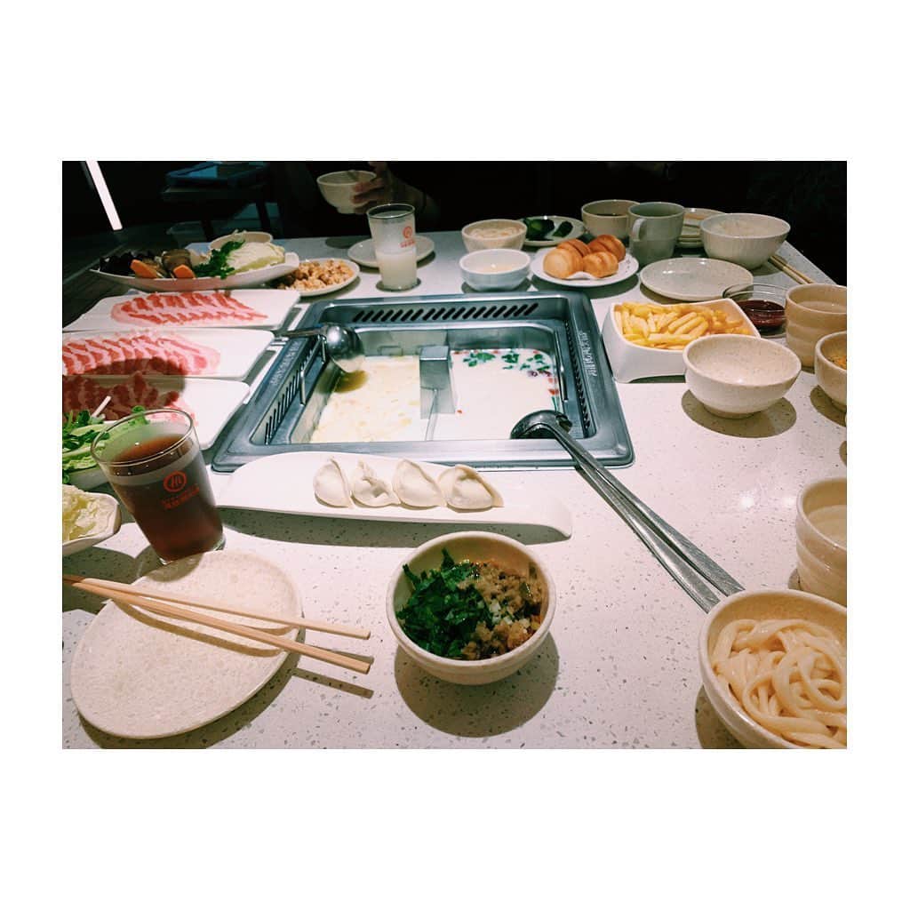 yori designerのグルメインスタ