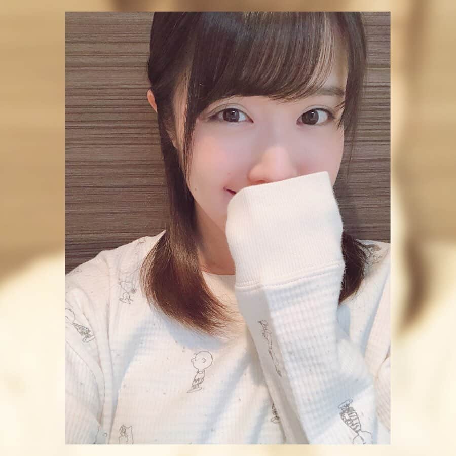 のインスタグラム：「いただいたスヌーピーのパジャマ、さっそく気に入って着てます。 ジェラピケって可愛いし着心地よくてリラックスできる〜 明日の本番に向けてゆっくり身体休めます(ノv`*) #ジェラピケ #gelatopique #スヌーピー #snoopy #パジャマ」
