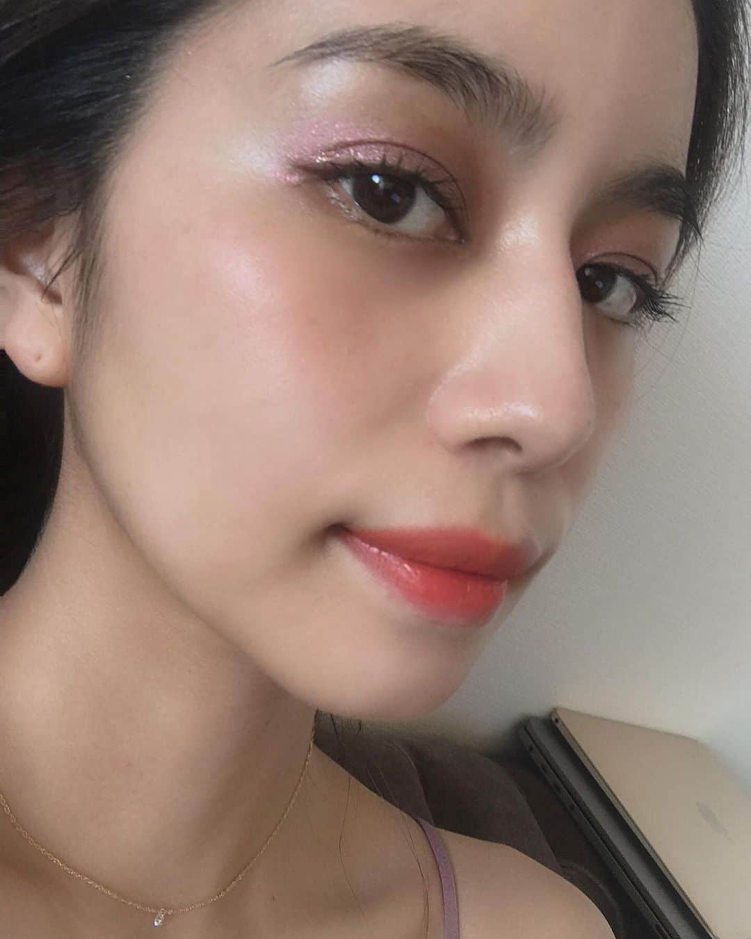 大見謝葉月さんのインスタグラム写真 - (大見謝葉月Instagram)「顔。 #makeup」11月15日 18時21分 - h_a_z_k_i