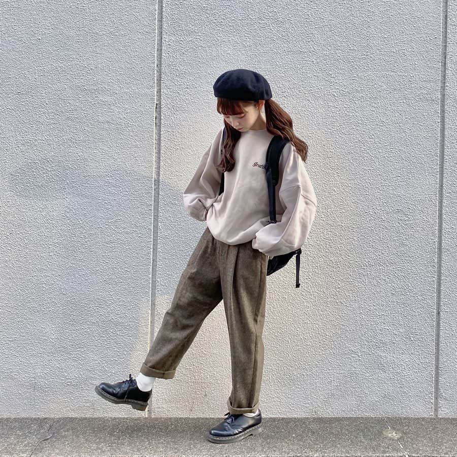 のインスタグラム：「﻿ ﻿ めっちゃ可愛い﻿ apres jourのスウェット！！﻿ ﻿ ﻿ こんなバックプリントの﻿ スウェット探してたんだよ。﻿ ﻿ 2周年記念限定アイテムらしい！﻿ ﻿ ﻿ #ZOZOでしか買えない﻿ #アプレジュール﻿ #アプレ部﻿ #apres_pr」