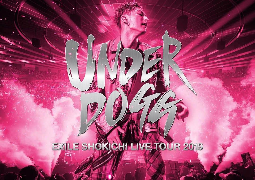 SHOKICHIさんのインスタグラム写真 - (SHOKICHIInstagram)「Christmasに出ますよー🎄🎅 12月25日リリース！EXILE SHOKICHI初のLIVE DVD / Blu-ray Disc『EXILE SHOKICHI LIVE TOUR 2019  UNDERDOGG』発売決定!!ご予約受け付けスタート!! 歌う！踊る！弾く！叩く！吹く！EXILE SHOKICHIの記念碑的なソロ初のライブ映像作品のパッケージ・リリースが決定！  本作は自身初のソロ・ツアーとなった同名のアリーナツアーから白熱の大阪公演を余すことなく収録。 歌・ダンス・ラップ、さらにはドラム、ギター、ピアノ、トークボックス、ハーモニカ、様々な楽器を演奏する多彩な音楽性を最大限に発揮して繰り広げられるパフォーマンスはまさに圧巻！  ジャンルを軽々と飛び超えて放たれるEXILE SHOKICHIと会場の熱量の瞬間を捉えた、心を揺さぶられる感動のLIVEエンタテインメントは必見!! 全形態にアルバム「1114」の完結編となる約50分に及ぶドキュメント映像を収録するほか、50ページ（予定）のフォトブックを同梱した初回生産限定盤もラインナップ！  記念碑にふさわしいメモリアルな一作にご期待下さい♪」11月15日 19時07分 - exxxile_shokichi