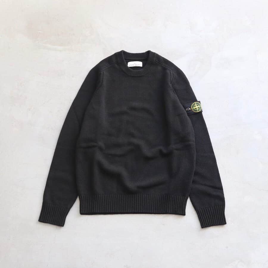 wonder_mountain_irieさんのインスタグラム写真 - (wonder_mountain_irieInstagram)「_ STONE ISLAND / ストーンアイランド “Lambswool Crew Knit” ￥47,300- _ 〈online store / @digital_mountain〉 https://www.digital-mountain.net/shopdetail/000000010494/ _ 【オンラインストア#DigitalMountain へのご注文】 *24時間受付 *15時までのご注文で即日発送 *1万円以上ご購入で送料無料 tel：084-973-8204 _ We can send your order overseas. Accepted payment method is by PayPal or credit card only. (AMEX is not accepted) Ordering procedure details can be found here. >>http://www.digital-mountain.net/html/page56.html _ 本店：#WonderMountain blog>> http://wm.digital-mountain.info/blog/20191115-1/ _ #STONEISLAND #ストーンアイランド _ 〒720-0044 広島県福山市笠岡町4-18 JR 「#福山駅」より徒歩10分 (12:00 - 19:00 水曜・木曜定休) #ワンダーマウンテン #japan #hiroshima #福山 #福山市 #尾道 #倉敷 #鞆の浦 近く _ 系列店：@hacbywondermountain _」11月15日 19時52分 - wonder_mountain_