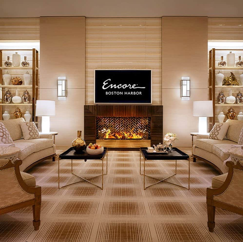 Biologique Recherche USAさんのインスタグラム写真 - (Biologique Recherche USAInstagram)「We are proud to announce our partnership with the The Spa at @encorebostonharbor. The stunningly-designed space features many ‘scenes’ within the facility and establishes a mood for guests that heightens individual experience to new levels. Offering a selection of Biologique Recherche hyper-customized treatments, the spa reflects the belief that health and wellness depend on a delicate balance between the mind, body, and spirit. Committed to solely use the highest quality of ingredients in the products offered to their guests, The Spa at Encore Boston Harbor partners with Biologique Recherche to guarantee authentic experiences. • • • #biologiquerecherche #passion #expert #beauty #skin #skincare #facecare #followyourskininstant #buildingbetterskin #skininstant #encorebostonharbor #spa #boston #treatyourself #treatment #hypercustomized #weekend」11月16日 7時48分 - biologique_recherche_usa