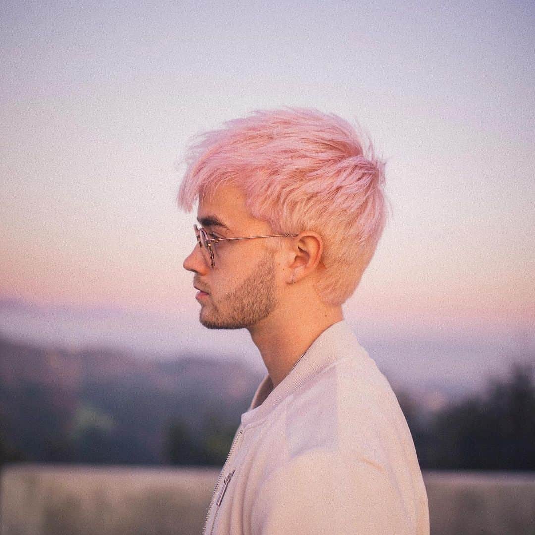 ジャック・ジョンソンのインスタグラム：「Pink Matter 🌸」