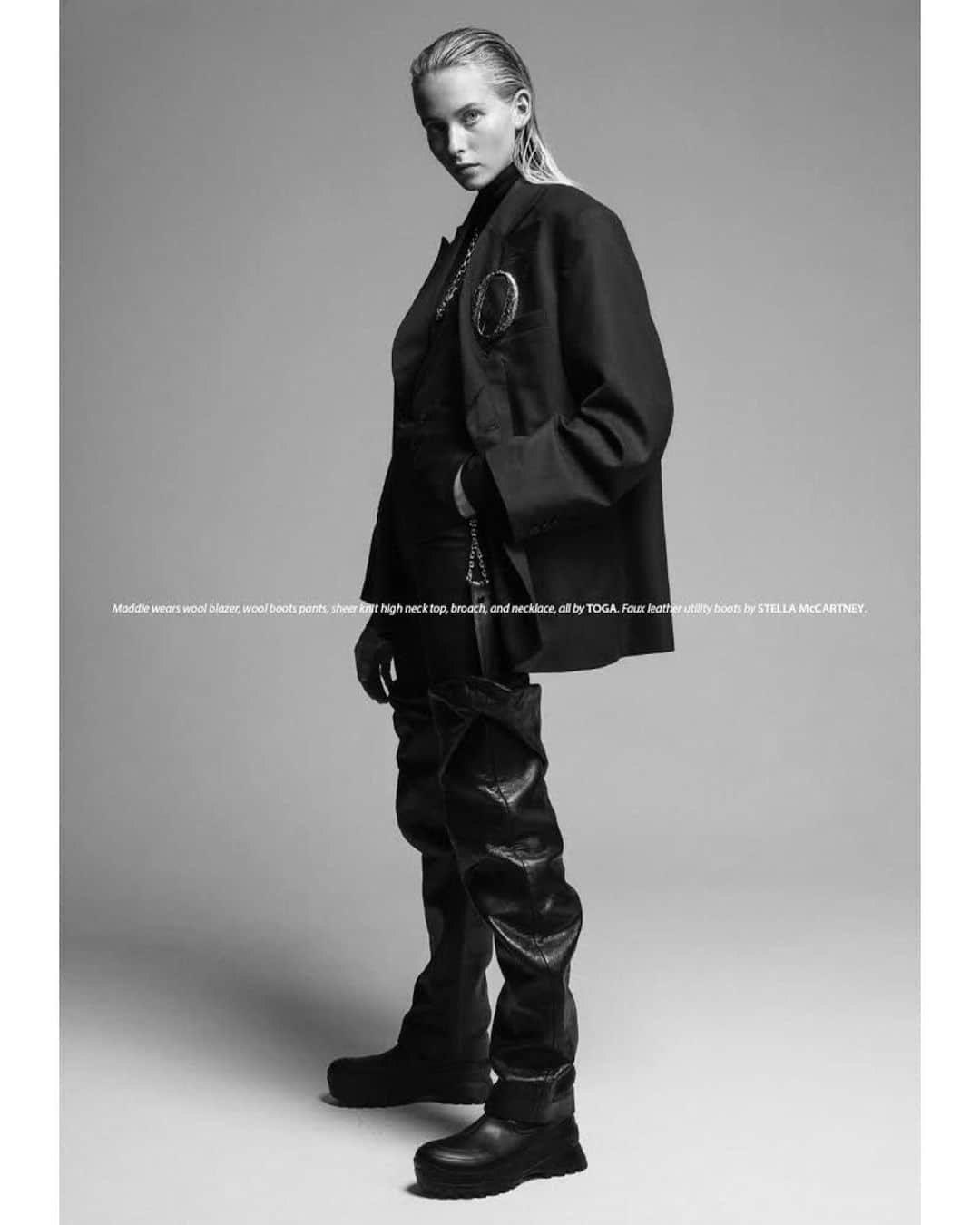 TOGAさんのインスタグラム写真 - (TOGAInstagram)「TOGA AW2019 Jacket,Pants,Sheer knit high neck,Motif pin featured in @5elevenmag ・ Styling @altonhetariki Photographer @edwinsfreyer ・ #togaarchives #togaarchives_online #toga #toga19aw #トーガ #トーガアーカイブス」11月16日 8時11分 - togaarchives