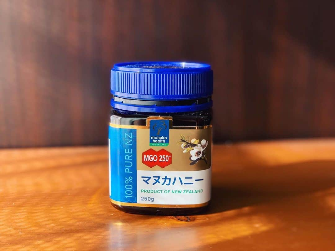 酒井結加さんのインスタグラム写真 - (酒井結加Instagram)「manuka honey🐝 ・ ・ ・ 風邪予防。 健康第一\(◡̈)/」11月16日 8時31分 - syukas