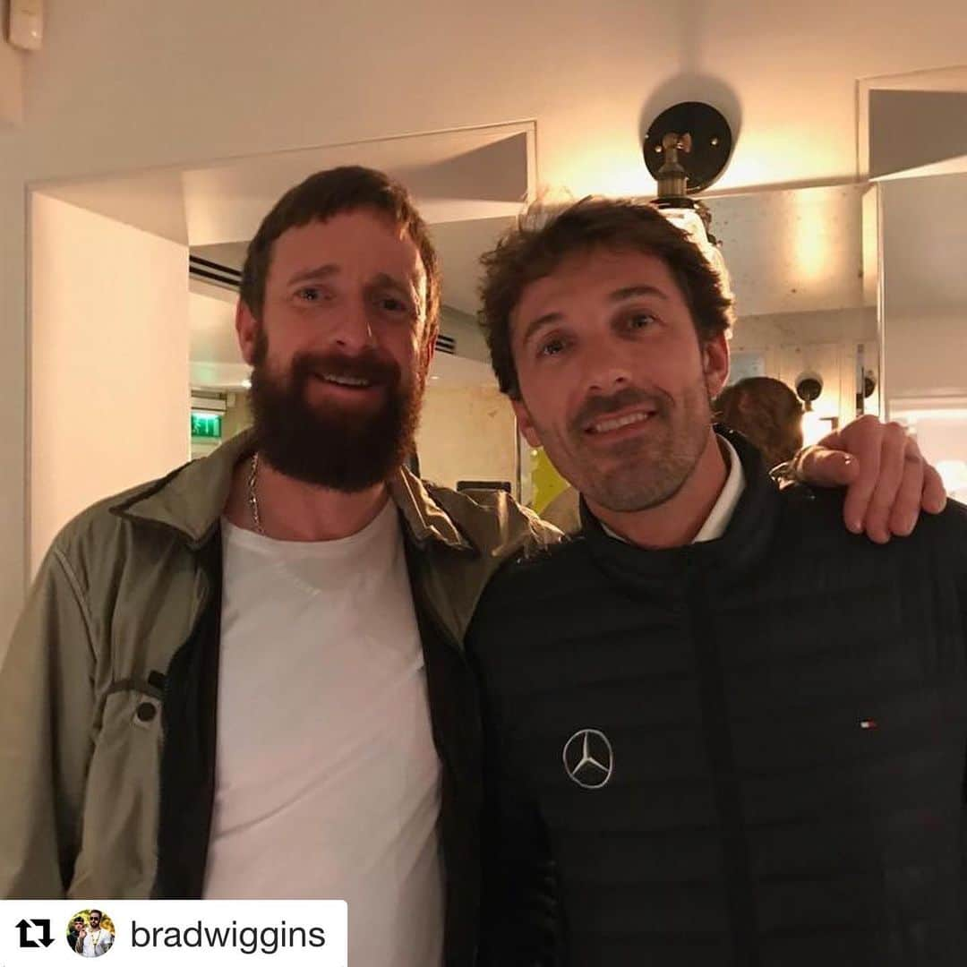 ファビアン・カンチェラーラさんのインスタグラム写真 - (ファビアン・カンチェラーラInstagram)「#tb catching up with the legend @bradwiggins 👑  Thanks for the good time, mate! ••• #Repost @bradwiggins with @get_repost ・・・ @fabian_cancellara last 3 Olympic TT champs. Great to catch up my man having raced together since junior days x」11月16日 0時18分 - fabian_cancellara