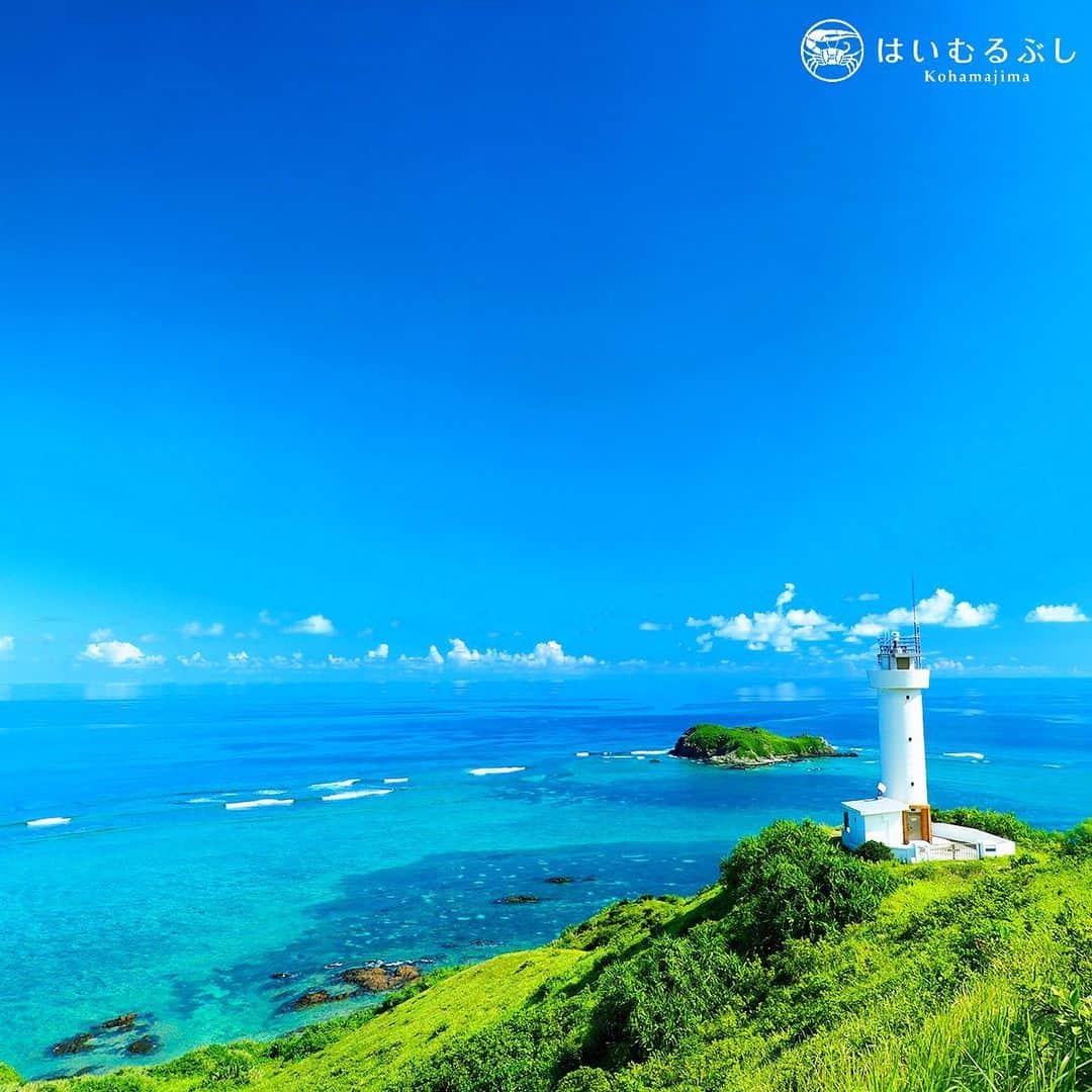 HAIMURUBUSHI はいむるぶしさんのインスタグラム写真 - (HAIMURUBUSHI はいむるぶしInstagram)「石垣島の最北端に位置する平久保崎。真っ白な灯台と青い海が美しい海景です。 #沖縄 #八重山諸島 #石垣島 #平久保崎灯台 #小浜島 #リゾート #ホテル #はいむるぶし #japan #okinawa #yaeyamaislands #ishigaki #hirakubo #lighthouse #kohamaisland #beachresort #haimurubushi」11月16日 1時22分 - haimurubushi_resorts
