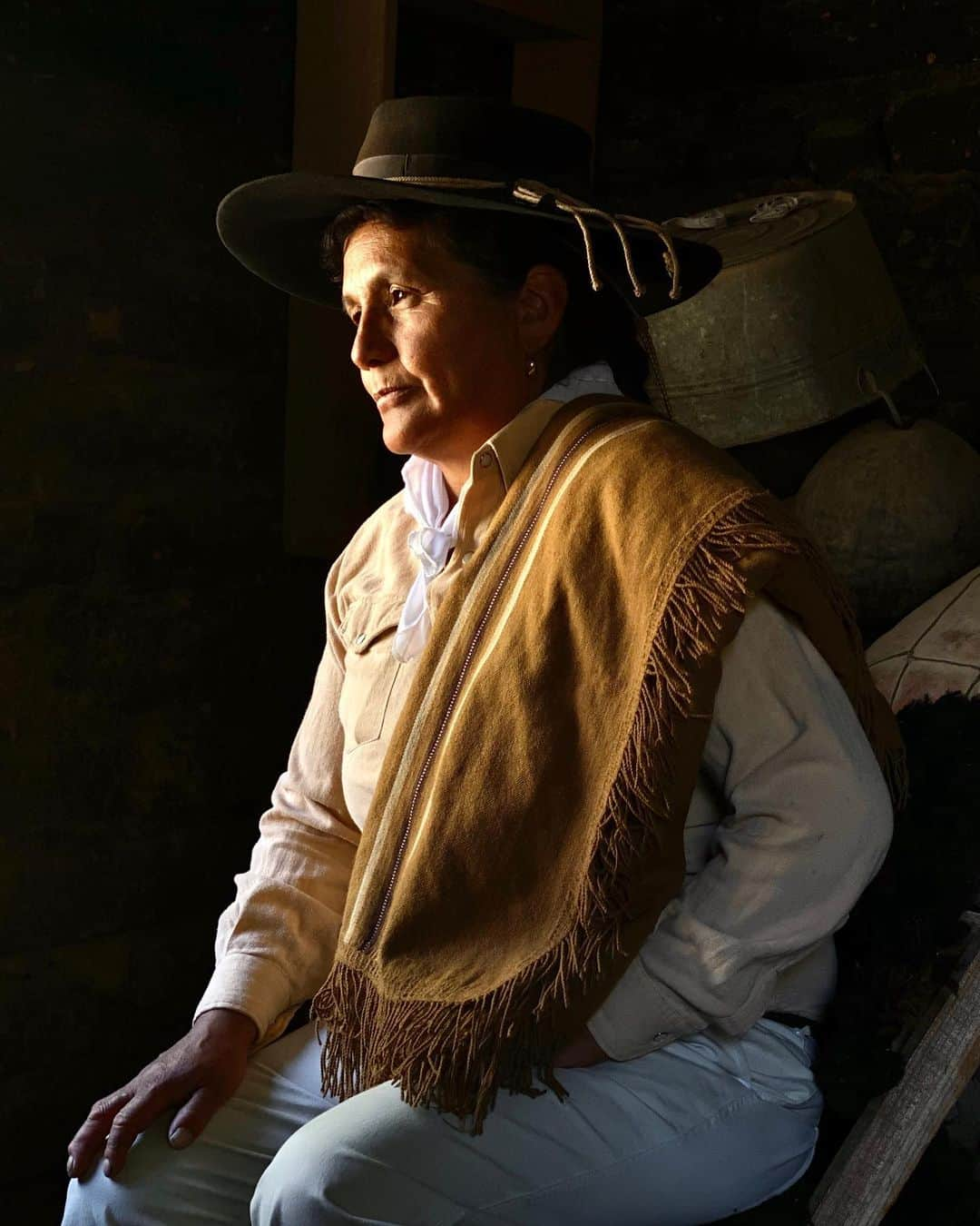 appleさんのインスタグラム写真 - (appleInstagram)「Commissioned by Apple. "Gauchos are the backbone of agriculture in Argentina. Female gauchos have existed since the culture was born. Julia, the hero of our story, is the perfect example of how gaucho women lead a community, starting with their families." #fiestadelatradicion #ShotoniPhone by Marco V. @marcovernaschi Check IGTV for more.」11月16日 1時27分 - apple