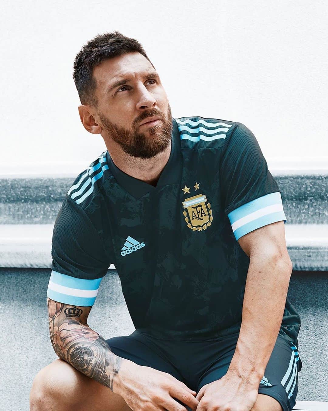 Team Messiのインスタグラム：「Return of the king. @leomessi returns to the international stage wearing the new @afaseleccion away jersey, exclusively available now through adidas.  #Football #Soccer #adidasFootball」