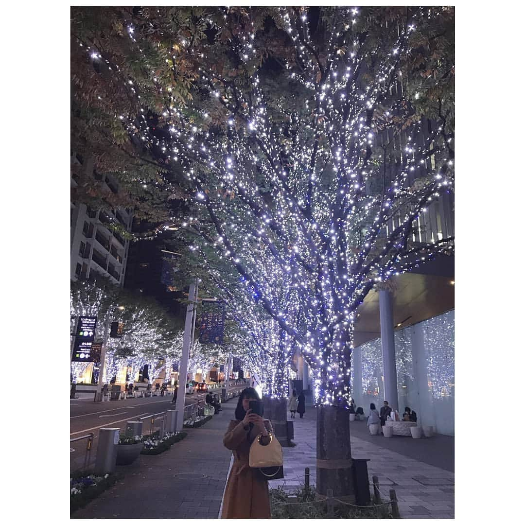 風花舞さんのインスタグラム写真 - (風花舞Instagram)「写真を撮る私を撮ってくれて ありがとう😁」11月16日 2時37分 - kazahanamai_official