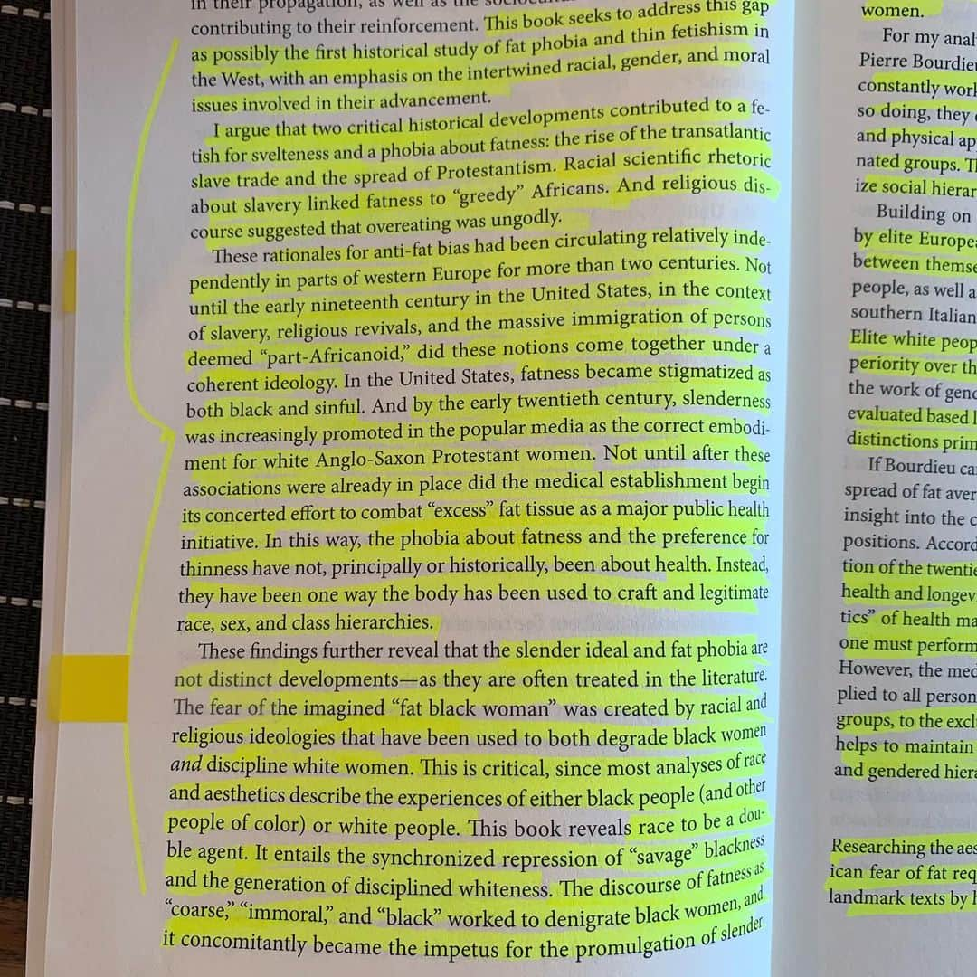 マット・マクゴリーさんのインスタグラム写真 - (マット・マクゴリーInstagram)「“Fearing the Black Body: The Racial Origins of Fat Phobia” by Sabrina Strings  # So grateful for this book. It is a truly remarkable piece of work that offers great insight into the history of fatphobia and its origins in the fear and hatred of the Black body.  It offers a really important account of how so many of the stereotypes that are still ever-present today came to be.  An important historical analysis for anyone interested in these subjects. #SabrinaStrings #FearingTheBlackBody  # For many years I’d heard the idea that thinness was not originally valued in the U.S. and Europe. And that larger bodies, in women, were considered closer to the “ideal”  beauty standard. This book clearly charts how that came to be. # Another idea that became very stark to me in reading this book, is how the language and ideas around  morality and religion are still so linked to stereotypes today. Beliefs about fat people being “lazy,” “greedy,” “immoral” and “lacking self control” are still incredibly common. Especially when it comes to Black people.  Even foods and food packaging having references referring to them to as “sinful”, “guilty pleasures,” “innocent” and invoking religious imagery became especially ridiculous when seeing the origins of it clearly spelled out.  When we are dieting  or losing weight, people promote moral assumptions, saying “Ugh, you’re so good and I’m so bad!” Many of us rarely stop to think about how these ideas came to be (let alone how they still currently marginalize people). From a historical perspective, this offers clear insight. # My Booklist: bit.ly/mcgreads (link in bio) #mcgreads」11月16日 4時29分 - mattmcgorry