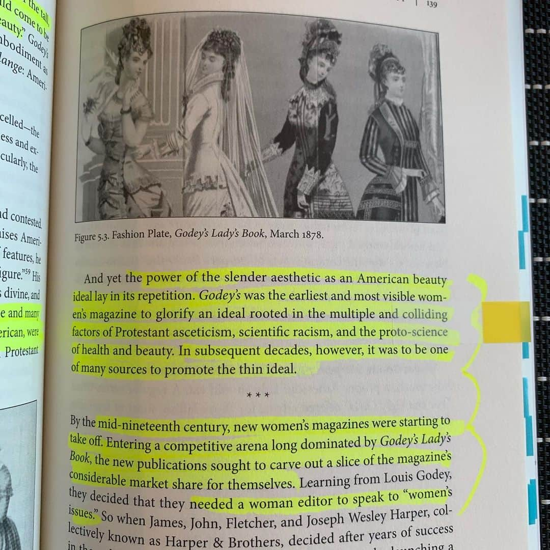 マット・マクゴリーさんのインスタグラム写真 - (マット・マクゴリーInstagram)「“Fearing the Black Body: The Racial Origins of Fat Phobia” by Sabrina Strings  # So grateful for this book. It is a truly remarkable piece of work that offers great insight into the history of fatphobia and its origins in the fear and hatred of the Black body.  It offers a really important account of how so many of the stereotypes that are still ever-present today came to be.  An important historical analysis for anyone interested in these subjects. #SabrinaStrings #FearingTheBlackBody  # For many years I’d heard the idea that thinness was not originally valued in the U.S. and Europe. And that larger bodies, in women, were considered closer to the “ideal”  beauty standard. This book clearly charts how that came to be. # Another idea that became very stark to me in reading this book, is how the language and ideas around  morality and religion are still so linked to stereotypes today. Beliefs about fat people being “lazy,” “greedy,” “immoral” and “lacking self control” are still incredibly common. Especially when it comes to Black people.  Even foods and food packaging having references referring to them to as “sinful”, “guilty pleasures,” “innocent” and invoking religious imagery became especially ridiculous when seeing the origins of it clearly spelled out.  When we are dieting  or losing weight, people promote moral assumptions, saying “Ugh, you’re so good and I’m so bad!” Many of us rarely stop to think about how these ideas came to be (let alone how they still currently marginalize people). From a historical perspective, this offers clear insight. # My Booklist: bit.ly/mcgreads (link in bio) #mcgreads」11月16日 4時29分 - mattmcgorry