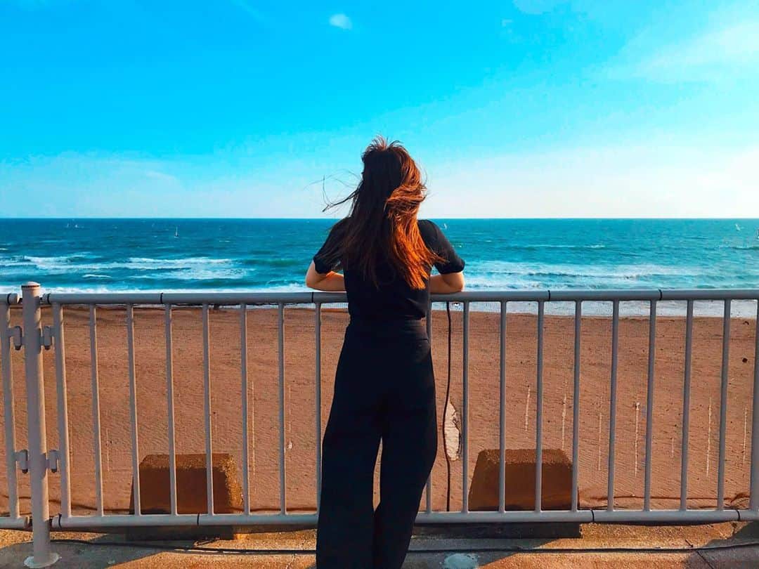 岡本杏理さんのインスタグラム写真 - (岡本杏理Instagram)「夏に見た海🏖 暑かったなぁ〜」11月16日 17時15分 - anri_okamoto