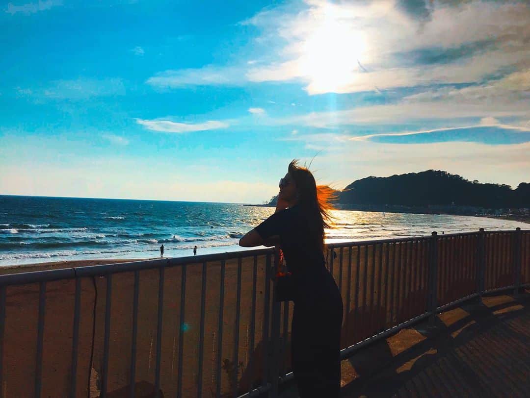 岡本杏理さんのインスタグラム写真 - (岡本杏理Instagram)「夏に見た海🏖 暑かったなぁ〜」11月16日 17時15分 - anri_okamoto