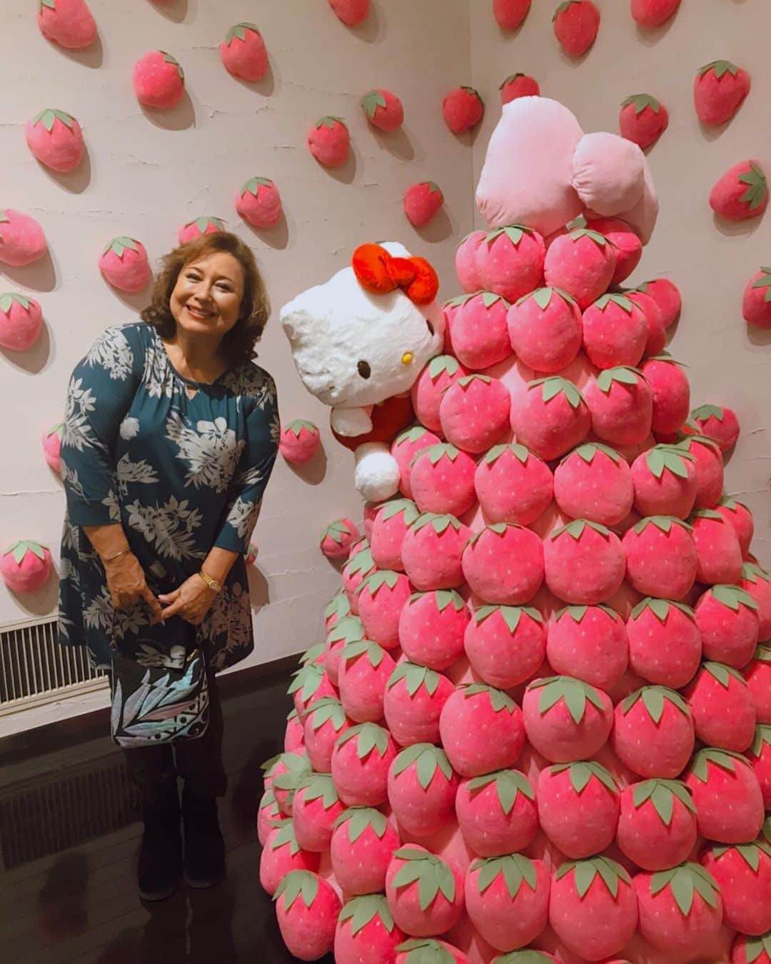 キャシー中島のグルメインスタ