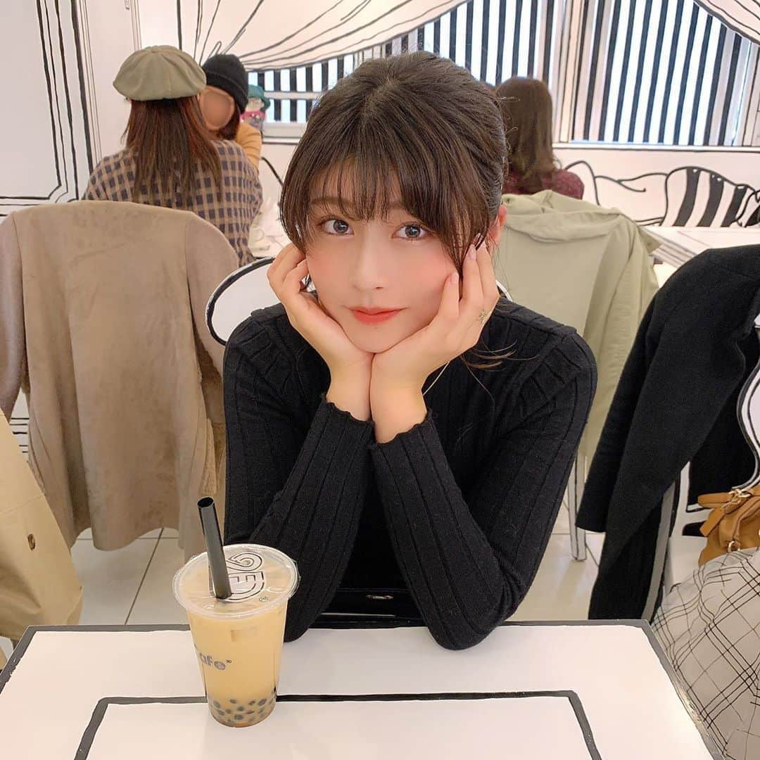 ちとせよしのさんのインスタグラム写真 - (ちとせよしのInstagram)「2DCafeに行ってきました☕ 店装可愛かった！♡ ･ ･ ･ #cafe #2dcafe #カフェ #新大久保カフェ #2dカフェ」11月16日 17時56分 - chitose_yoshino