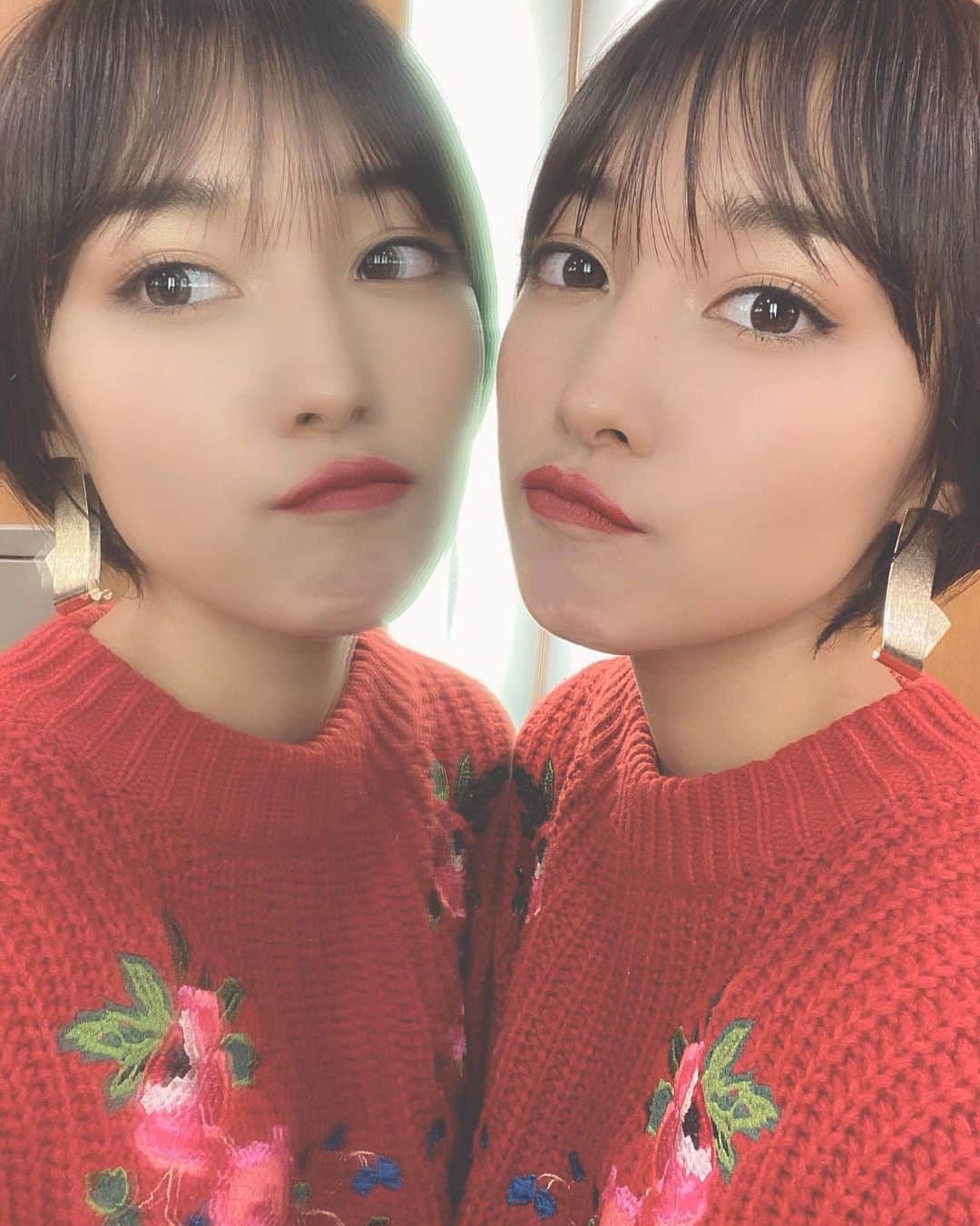 のインスタグラム：「インスタ死にかけてたやべ。 #jewel #ami #makeup #ショートヘア」