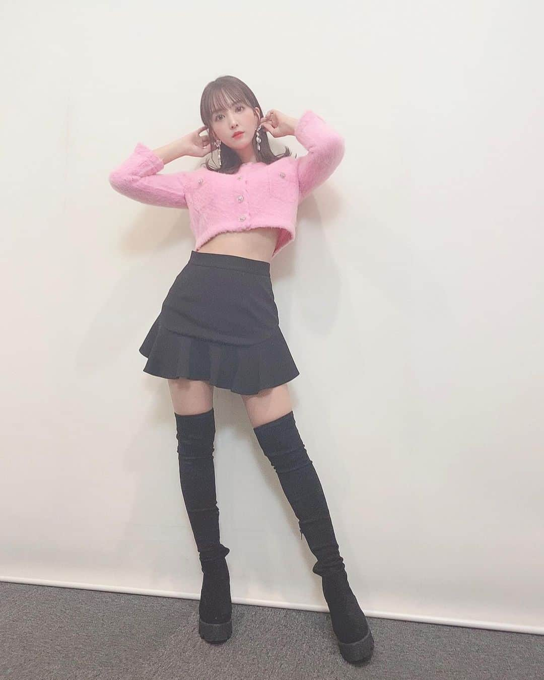 三上悠亜さんのインスタグラム写真 - (三上悠亜Instagram)「今日は名古屋！！ 楽しみだ🥺💞 #ゆあ服」11月16日 11時59分 - yua_mikami