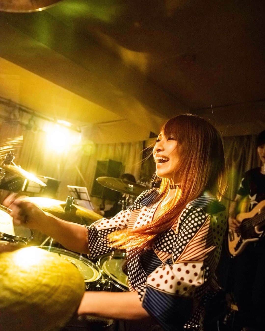 Marinaさんのインスタグラム写真 - (MarinaInstagram)「【2019.11.12 下北沢440】 . This is Bottoms vol.45 . Photo by Tomoko Mizushima (@kinocophoto) . . #Aldious #AldiousMarina #drummer #drums #dwdrums #sabian #vicfirth #drumstagram #drumlife」11月16日 18時42分 - aldiousmarina