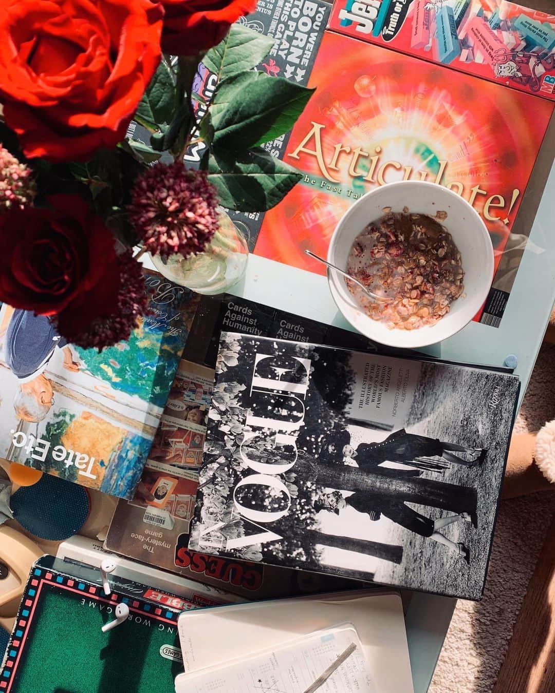 Amelia Zadroのインスタグラム：「Saturday lazin」