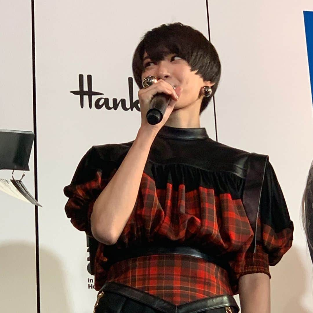 HANKYU.MODEさんのインスタグラム写真 - (HANKYU.MODEInstagram)「VOGUE FASHION'S NIGHT OUT 2019 OSAKA IN UMEDA HANKYU & HANKYU MEN'S OSAKA 11/16(土) 9階 祝祭広場 年に一度のショッピングの祭典「#FNO大阪」スタート！ #HANKYUMODE #FNO_OSAKA #FNOJP #別所哲也 #森星 #ちゃんみな #AMIAYA #中山咲月 #kemio」11月16日 14時08分 - hankyumode