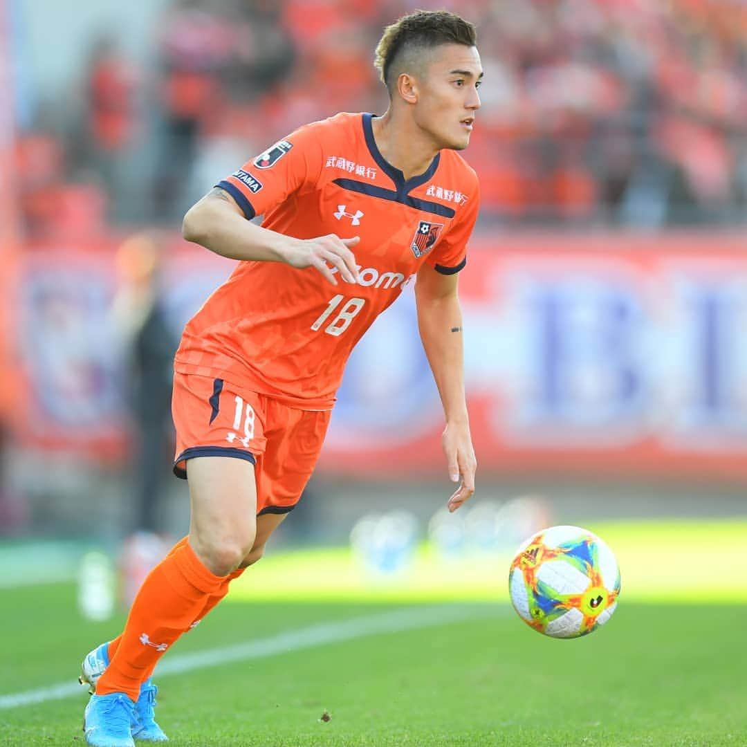 大宮アルディージャさんのインスタグラム写真 - (大宮アルディージャInstagram)「#18イッペイ #ardija #大宮アルディージャ #Jリーグ #121パーセント #ORANGE #大宮_新潟」11月16日 15時03分 - omiya.ardija