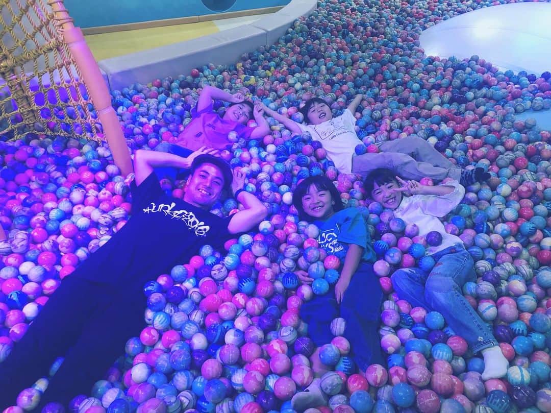 FISHBOYのインスタグラム：「. . 同い年 . #Puchu! . @puchukids 🚀🚀🚀🚀🚀🚀🚀🚀」