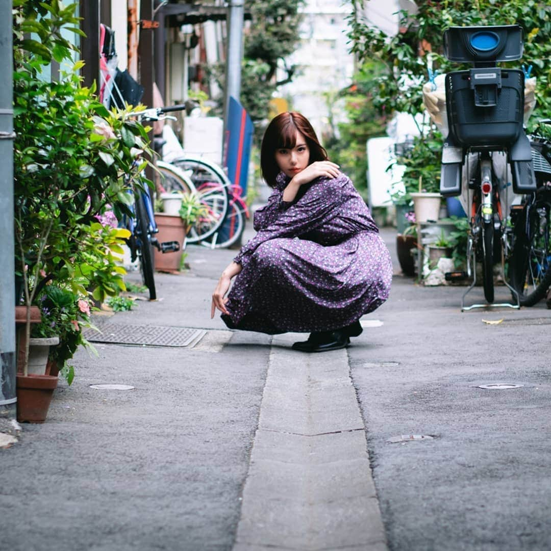 山内もえさんのインスタグラム写真 - (山内もえInstagram)「. . Stray cat. . . . https://free-model.jp . . #フリーモデル #山内もえ #撮影依頼受付中 #撮影 #サロンモデル #サロンモデル依頼受付中 #被写体 #model #モデル #写真 #smile #shorthair #beauty #pretty #cute #eye #idol #lagunamoon_dress #瞳 #natural #photo #art #portrait #portraitphotography #fashion #photography #写真好きな人と繋がりたい #lagunamoon」11月16日 15時41分 - moe.moe.chan