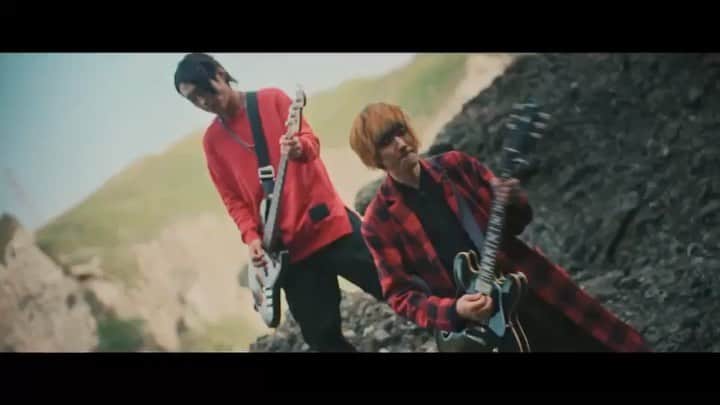 辻村勇太のインスタグラム：「New MV！！ 11/20 release 「ポラリス」 filming location  室蘭 the place was magnificent.  https://youtu.be/Isb7Q4jEA04 👆check it out!!」