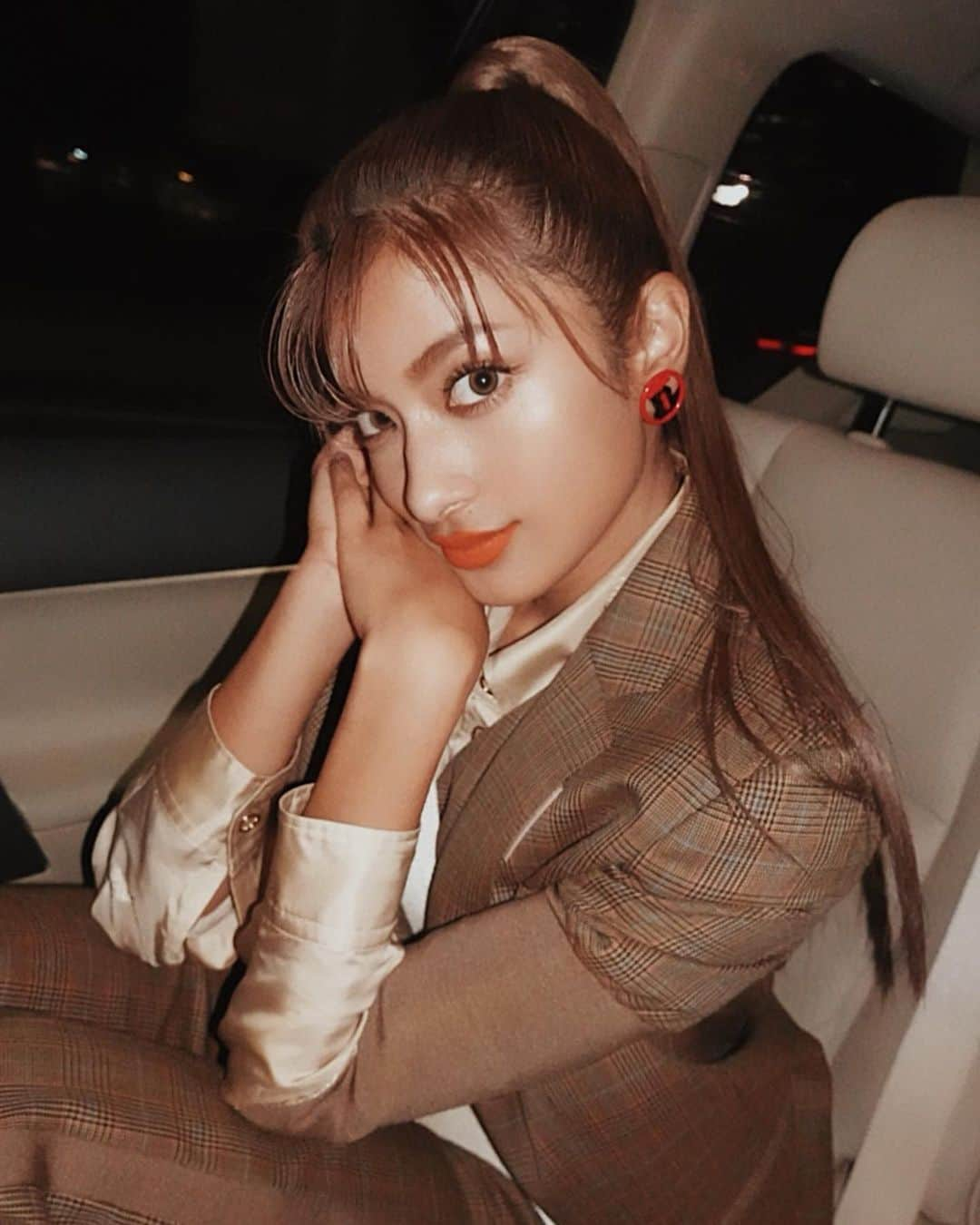 ローラさんのインスタグラム写真 - (ローラInstagram)「Headed to the opening party at the new @Burberry store  in Ginza♥️」11月16日 16時50分 - rolaofficial