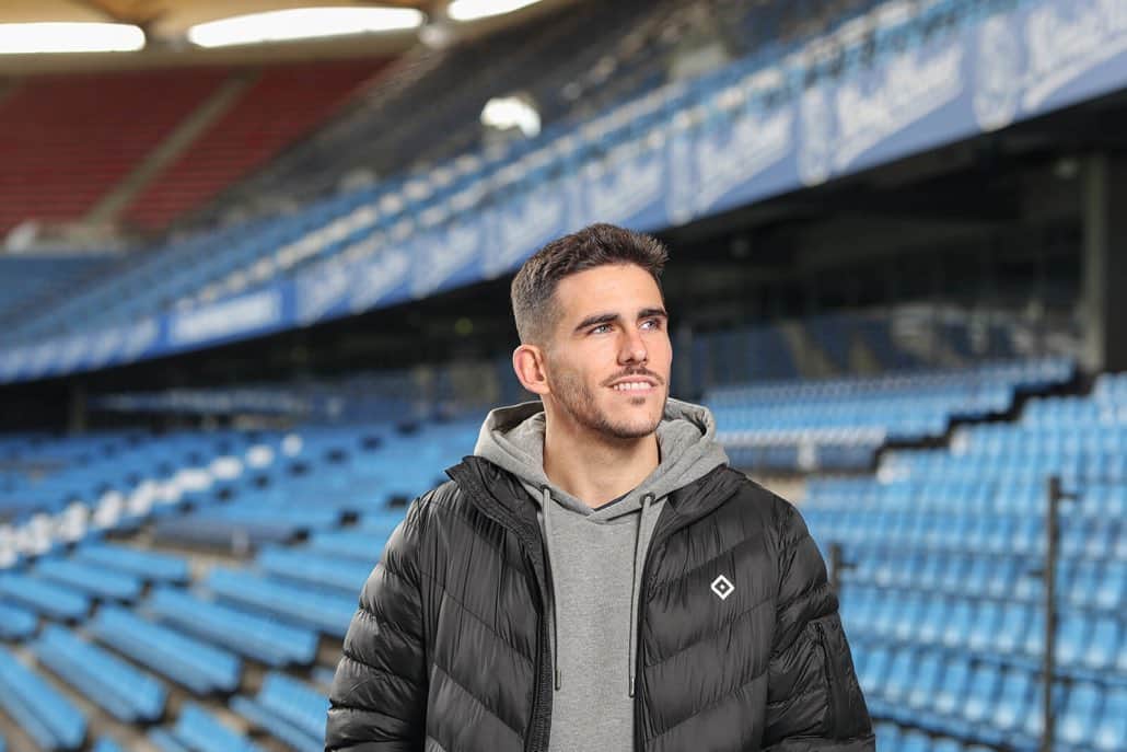 ハイロ・サンペリオのインスタグラム：「Interview @hsv Live| Es gab im letzten Jahr Momente, in denen ich nicht wusste, ob ich überhaupt wieder Fußball spielen kann. Und dann dieses Gefühl zu erleben, endlich wieder Tore zu schießen – das war einfach unglaublich. #BeXtreme 😉 . lesen Sie mehr 👉🏼 swipe up in my stories 🤟」