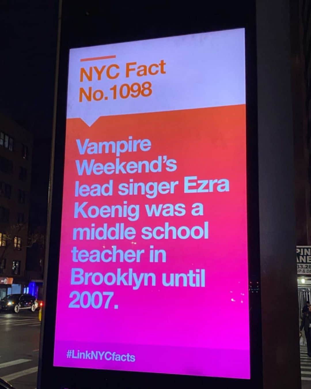 エズラ・クーニグさんのインスタグラム写真 - (エズラ・クーニグInstagram)「FACT. Spotted by @catchdini . shout out to all nyc public school educators and students (past and present) @thekidmero @lilroneyswingdatdraco @yungdoncheadle_ @tonydanza」11月17日 3時18分 - arze