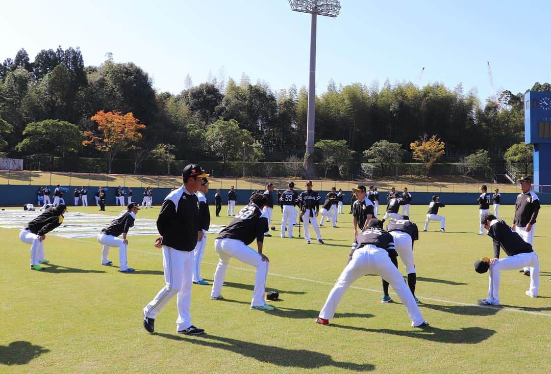 福岡ソフトバンクホークスさんのインスタグラム写真 - (福岡ソフトバンクホークスInstagram)「#宮崎秋季キャンプ2019 #第4クール3日目 #softbankhawks #ホークス #奪sh」11月16日 19時31分 - softbankhawks_official