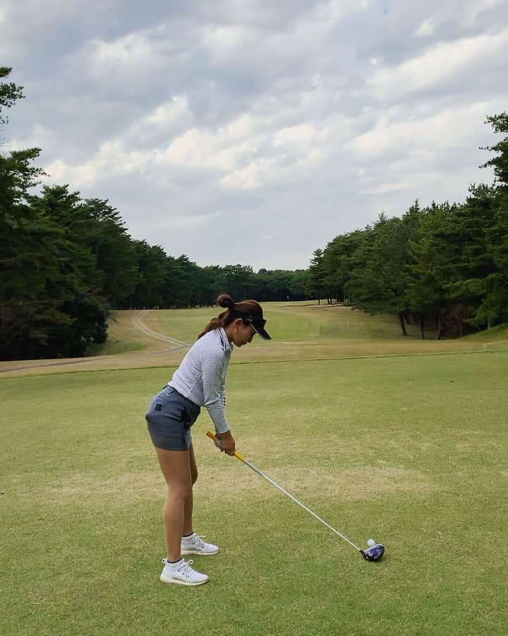 李 雨瀟さんのインスタグラム写真 李 雨瀟instagram 佳代ちゃんとゴルフへ 晴れた日のゴルフって楽しいっ たまにはスイング動画載せます アドバイスあれば お願いします もっとうまくなりたいー Yuxiao Golf Golf Golflover